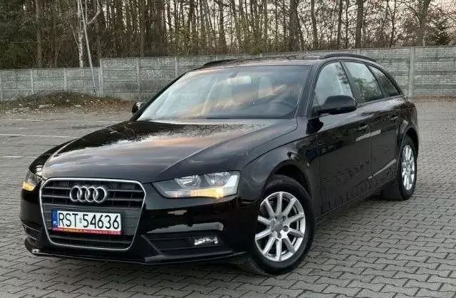 AUDI A4 