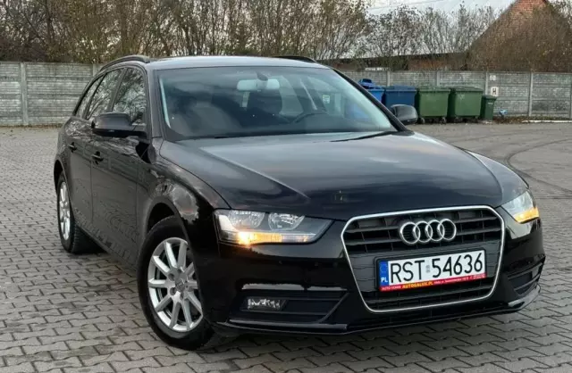 AUDI A4 