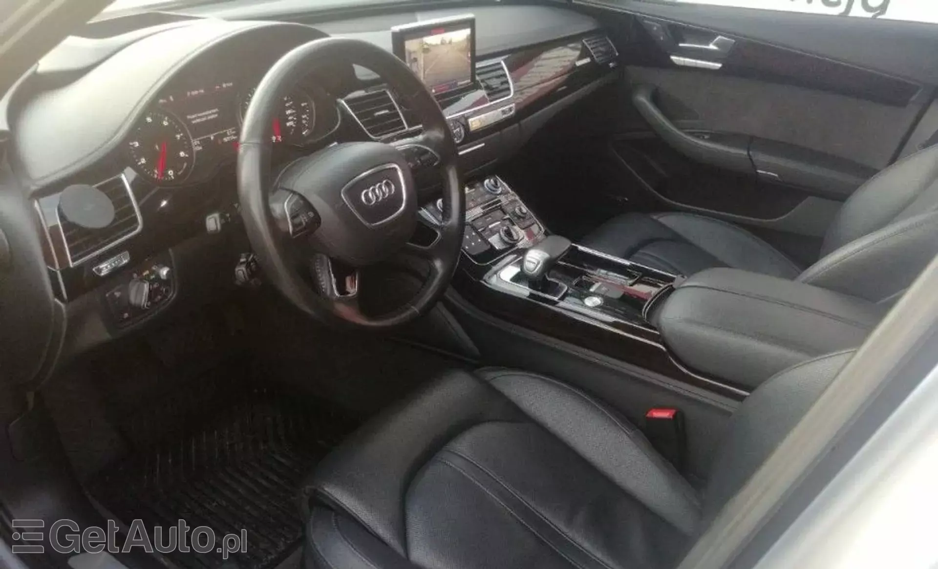 AUDI A8 