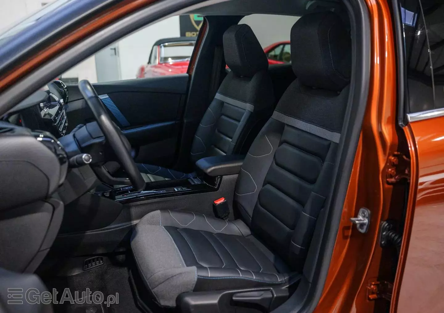 CITROËN C4 E-C4 Shine