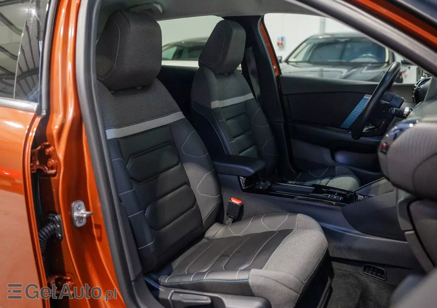 CITROËN C4 E-C4 Shine