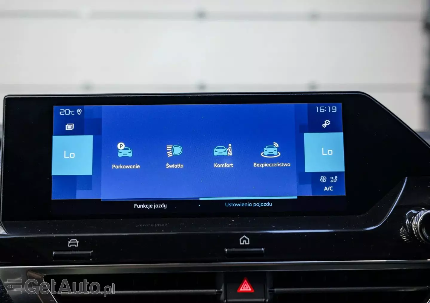 CITROËN C4 E-C4 Shine