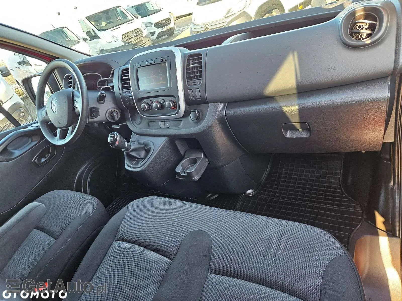 RENAULT Trafic L2H1 Pack Clim (1200)