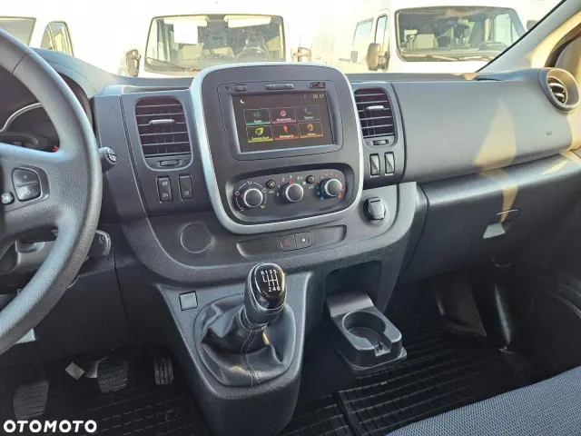 RENAULT Trafic L2H1 Pack Clim (1200)