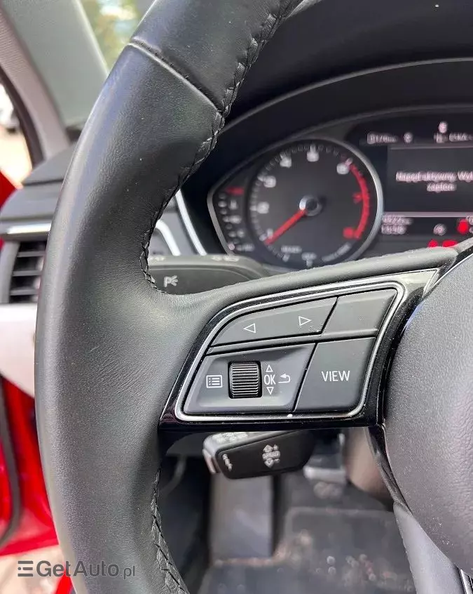 AUDI A4 Avant 35 TFSI S line