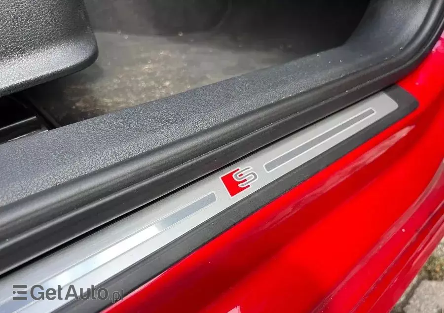 AUDI A4 Avant 35 TFSI S line