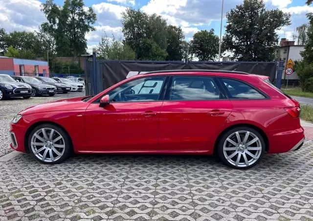 AUDI A4 Avant 35 TFSI S line