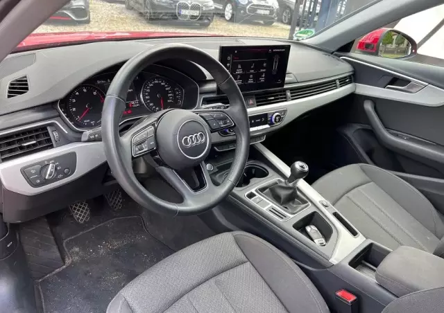 AUDI A4 Avant 35 TFSI S line