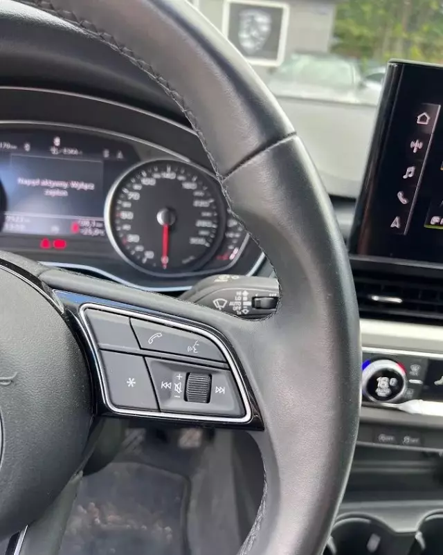 AUDI A4 Avant 35 TFSI S line