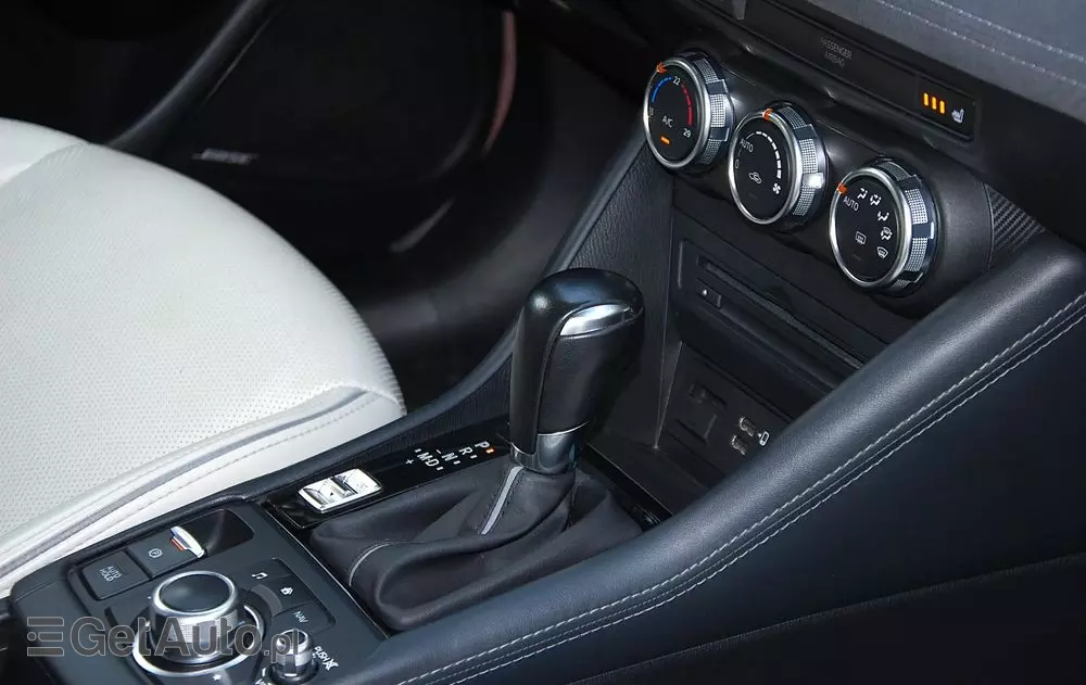 MAZDA CX-3 2.0 Skypassion AWD