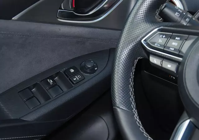 MAZDA CX-3 2.0 Skypassion AWD