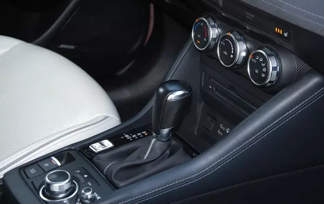 MAZDA CX-3 2.0 Skypassion AWD