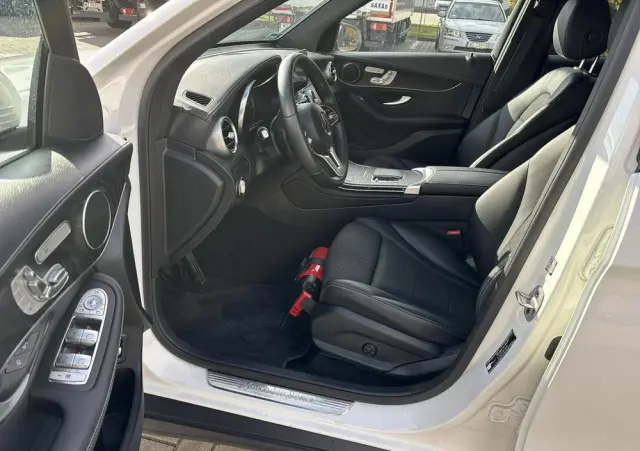MERCEDES-BENZ GLC 200 d 4-Matic