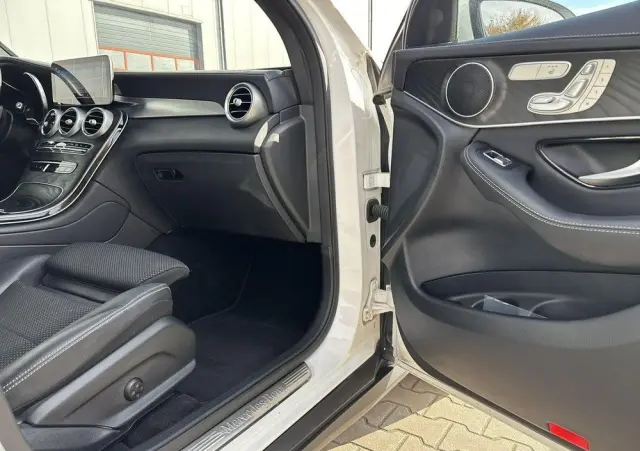 MERCEDES-BENZ GLC 200 d 4-Matic