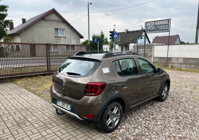 DACIA Sandero Stepway 1.5 Blue dCi Laureate S&S