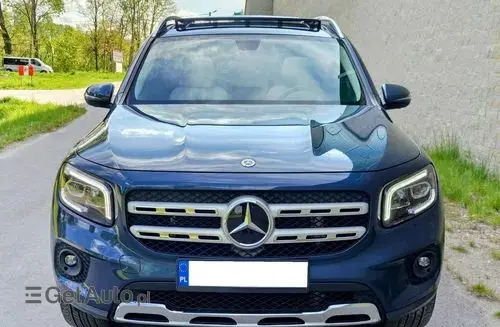 MERCEDES-BENZ GLB 