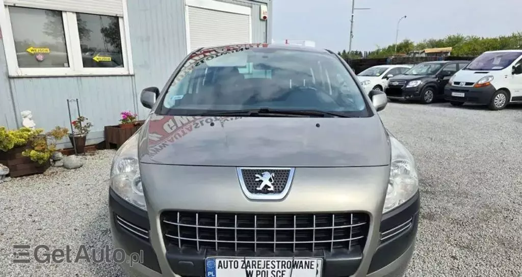PEUGEOT 3008 