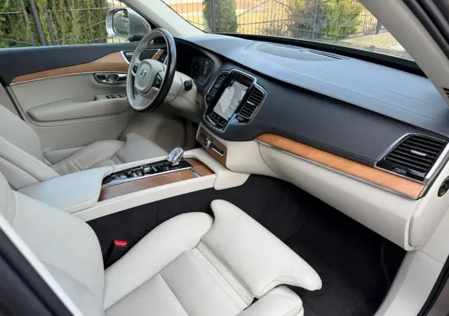VOLVO XC 90 D5 AWD Inscription
