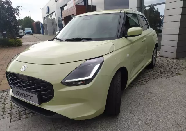 SUZUKI Swift 1.2 Dualjet SHVS Premium Plus CVT