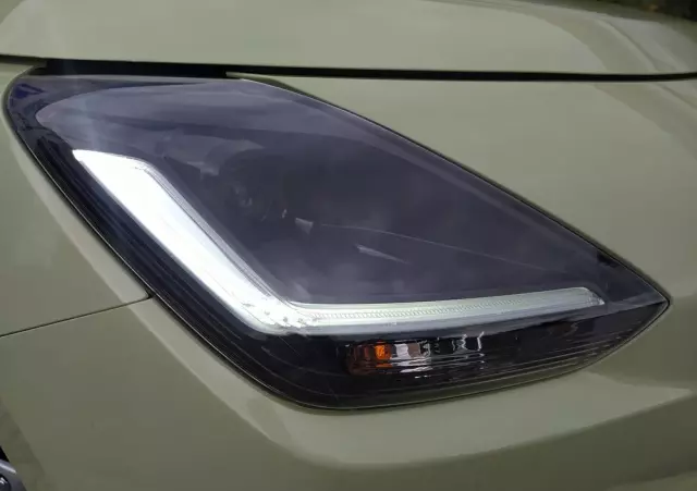 SUZUKI Swift 1.2 Dualjet SHVS Premium Plus CVT