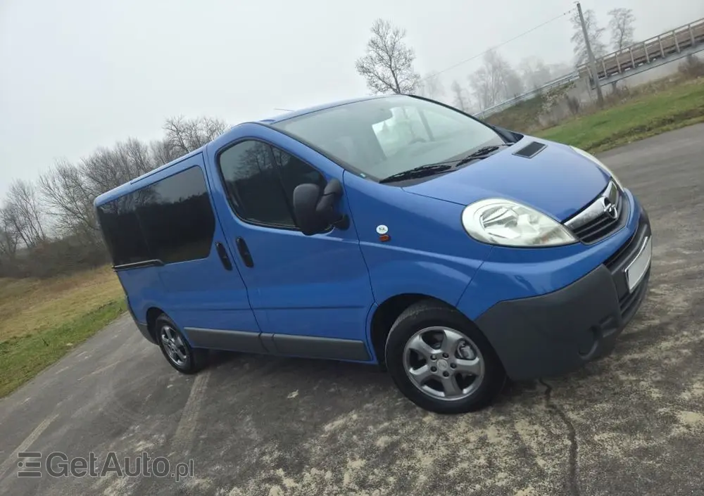 OPEL Vivaro 