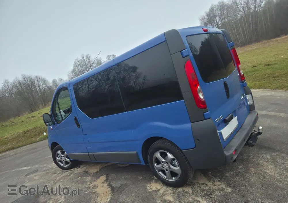 OPEL Vivaro 