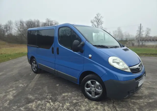 OPEL Vivaro 