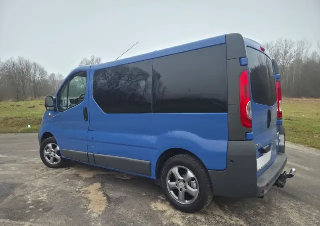 OPEL Vivaro 