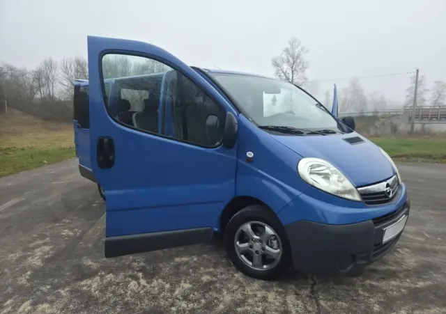 OPEL Vivaro 