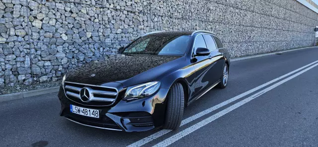 MERCEDES-BENZ Klasa E 4Matic