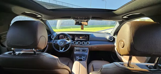 MERCEDES-BENZ Klasa E 4Matic