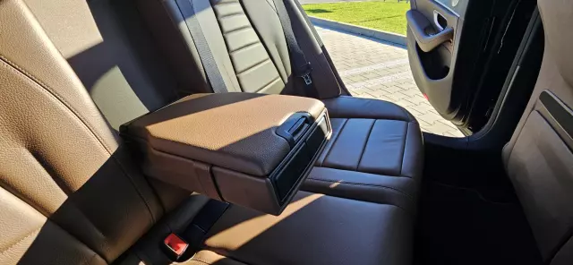 MERCEDES-BENZ Klasa E 4Matic