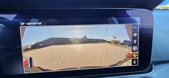 MERCEDES-BENZ Klasa E 4Matic