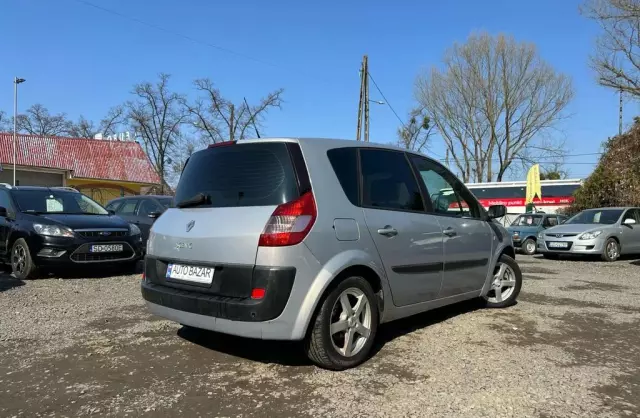 RENAULT Scenic 