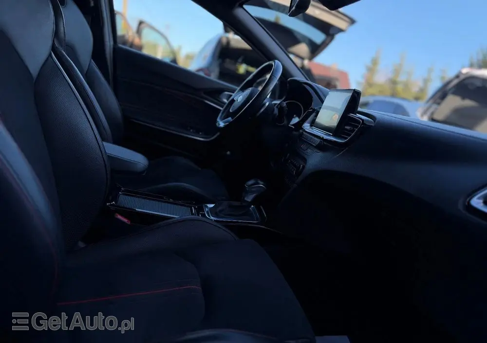 KIA ProCeed 1.6 T-GDI DCT7 OPF GT