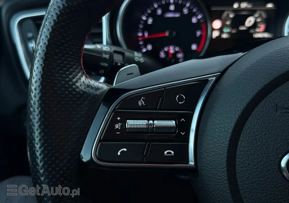 KIA ProCeed 1.6 T-GDI DCT7 OPF GT