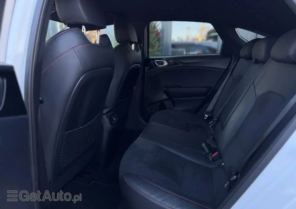 KIA ProCeed 1.6 T-GDI DCT7 OPF GT