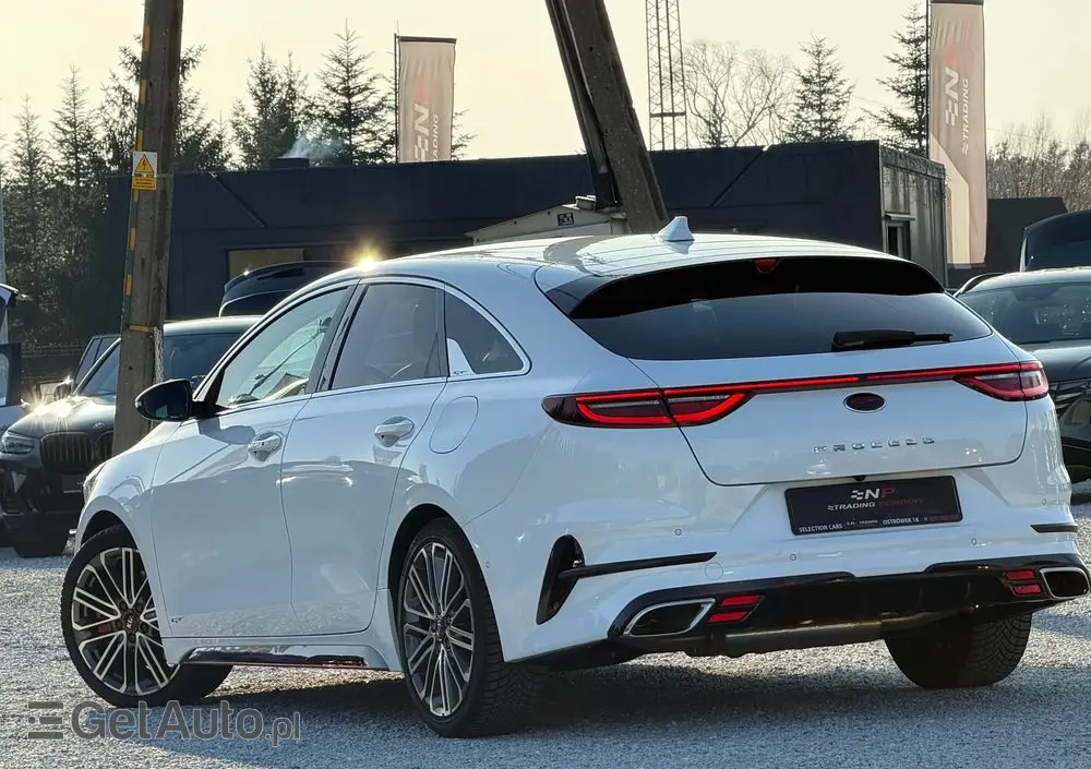 KIA ProCeed 1.6 T-GDI DCT7 OPF GT