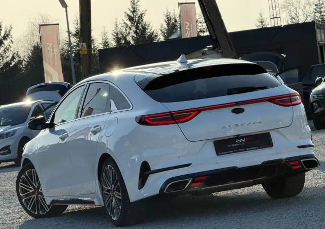 KIA ProCeed 1.6 T-GDI DCT7 OPF GT