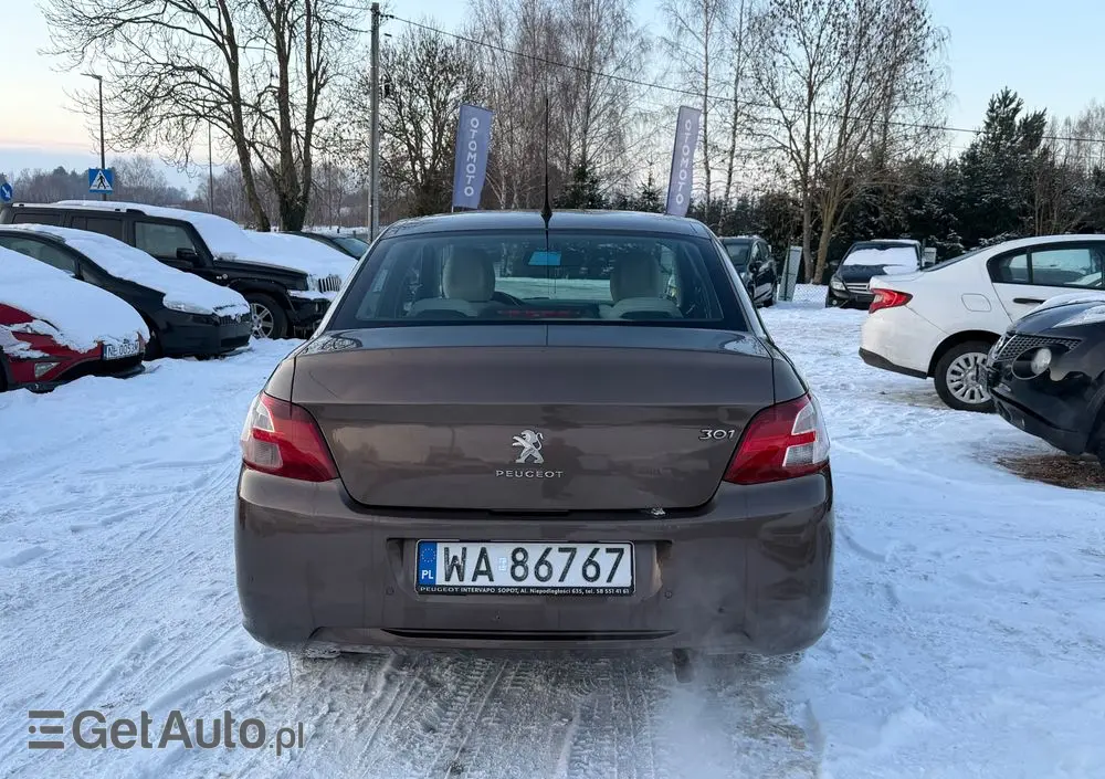 PEUGEOT 301 1.2 VTi/Pure Tech Allure