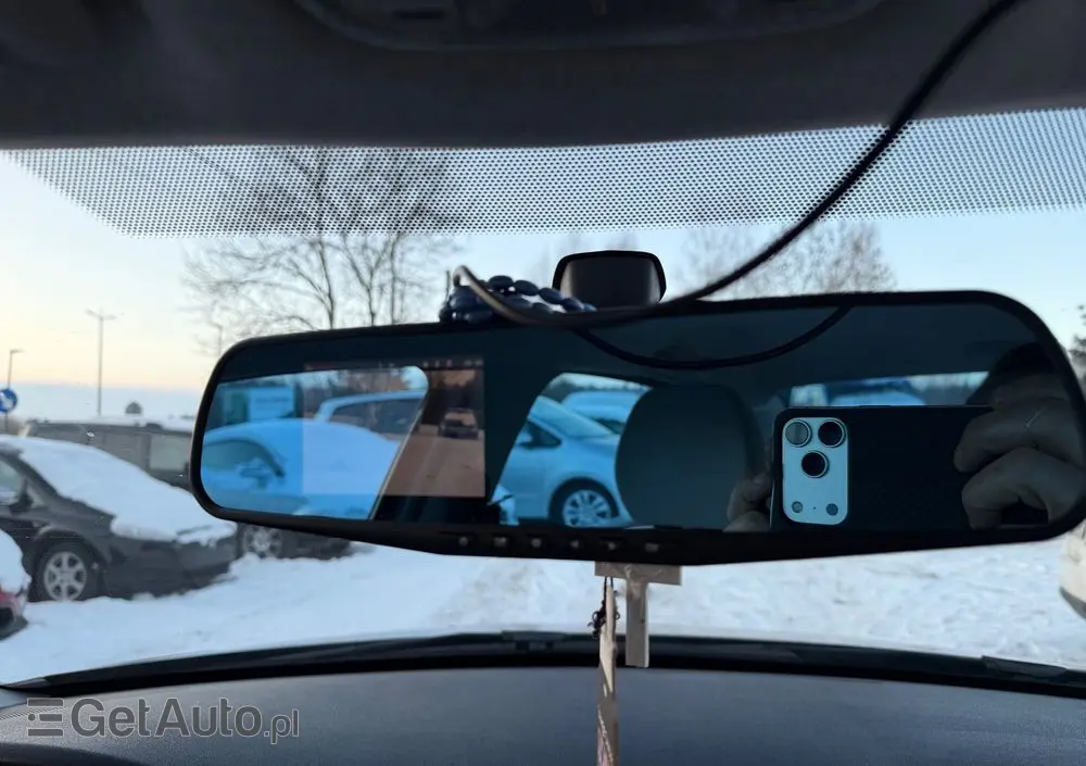 PEUGEOT 301 1.2 VTi/Pure Tech Allure