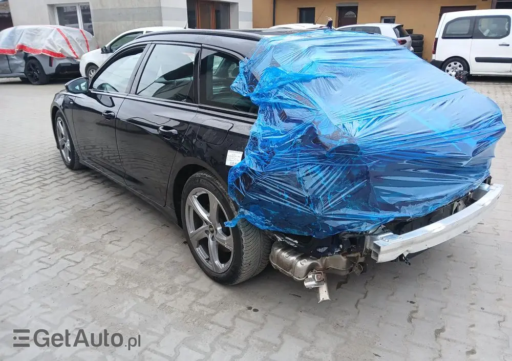 AUDI A6 Avant 50 TFSI e quattro S tronic S line