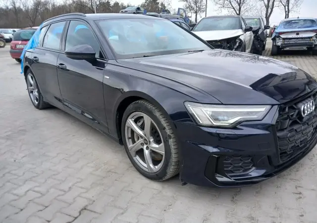 AUDI A6 Avant 50 TFSI e quattro S tronic S line