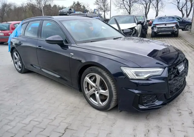 AUDI A6 Avant 50 TFSI e quattro S tronic S line