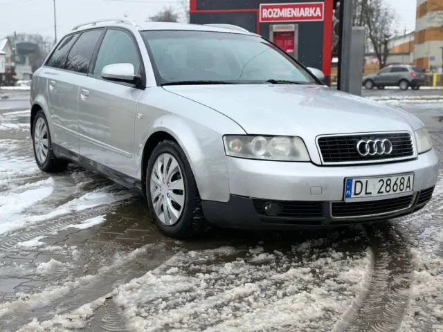 AUDI A4 Avant