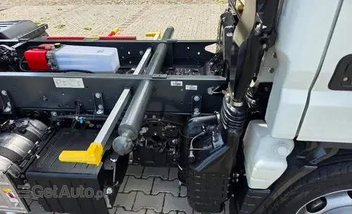 MITSUBISHI Canter Fuso 