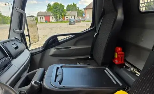 MITSUBISHI Canter Fuso 