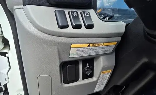 MITSUBISHI Canter Fuso 