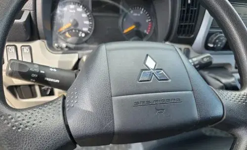 MITSUBISHI Canter Fuso 