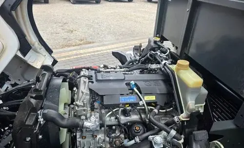 MITSUBISHI Canter Fuso 